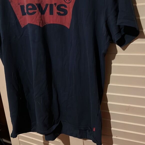 Levi’s men’s graphic shirt size extra large - Picture 3 of 5